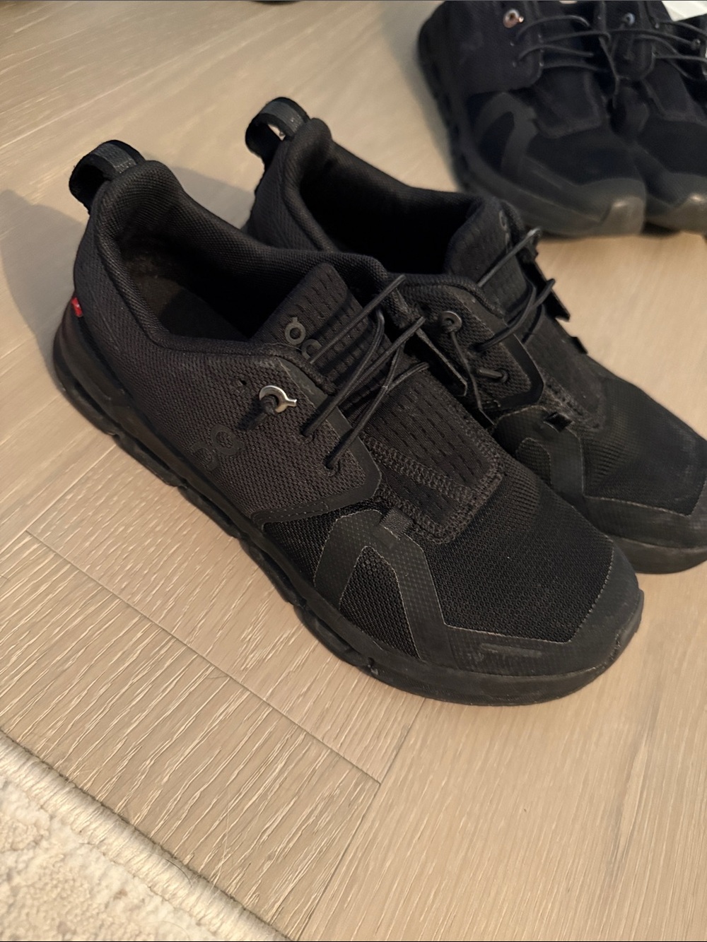 On Running  kids Black Athletic Slip-On Sneakers